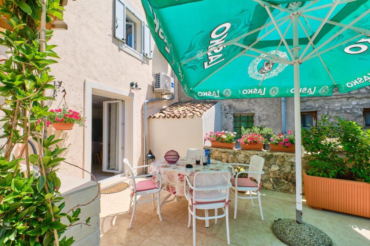 Apartment Kaleta Sveti Jakov ภายนอก รูปภาพ