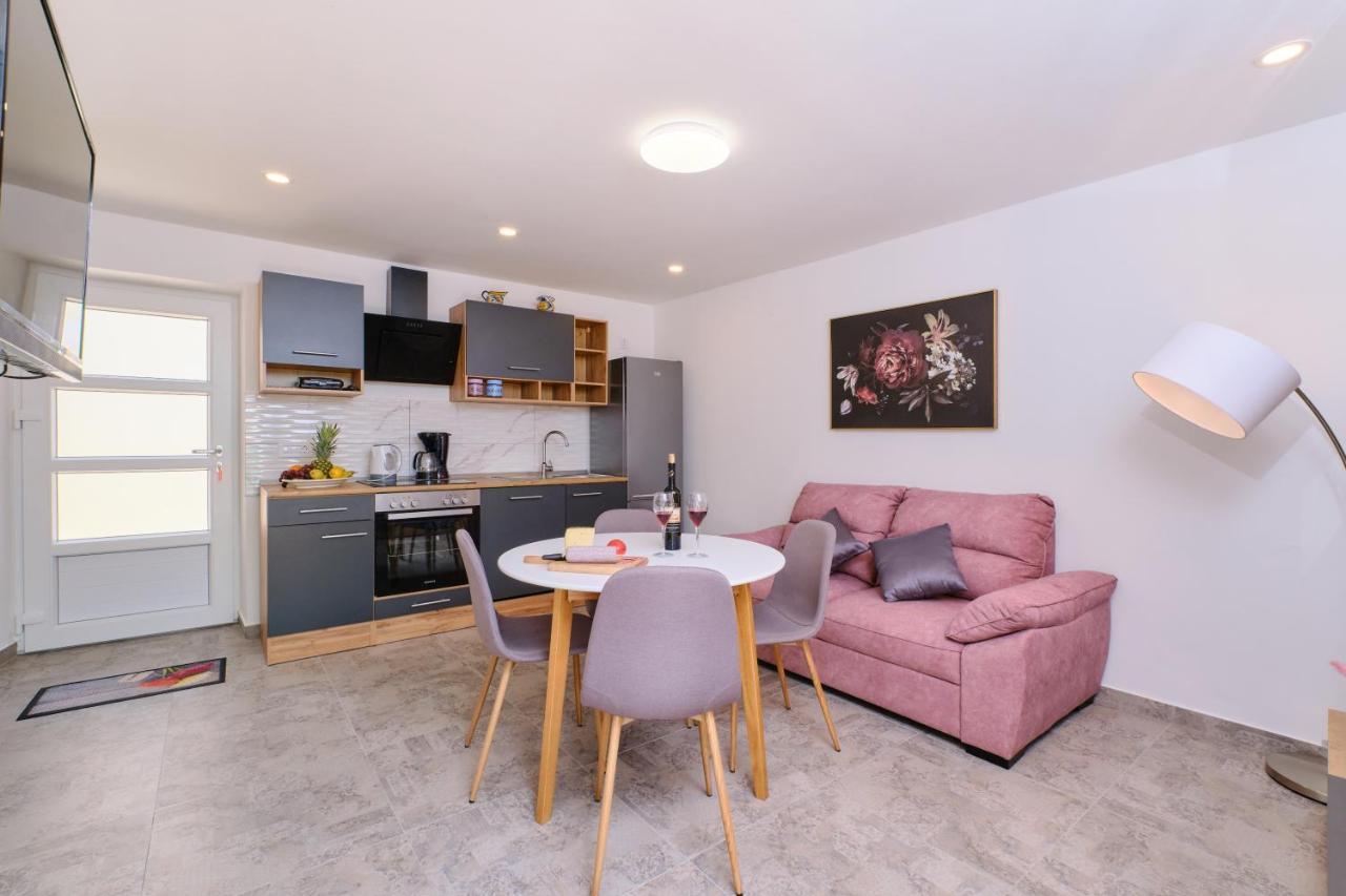 Apartment Kaleta Sveti Jakov ภายนอก รูปภาพ