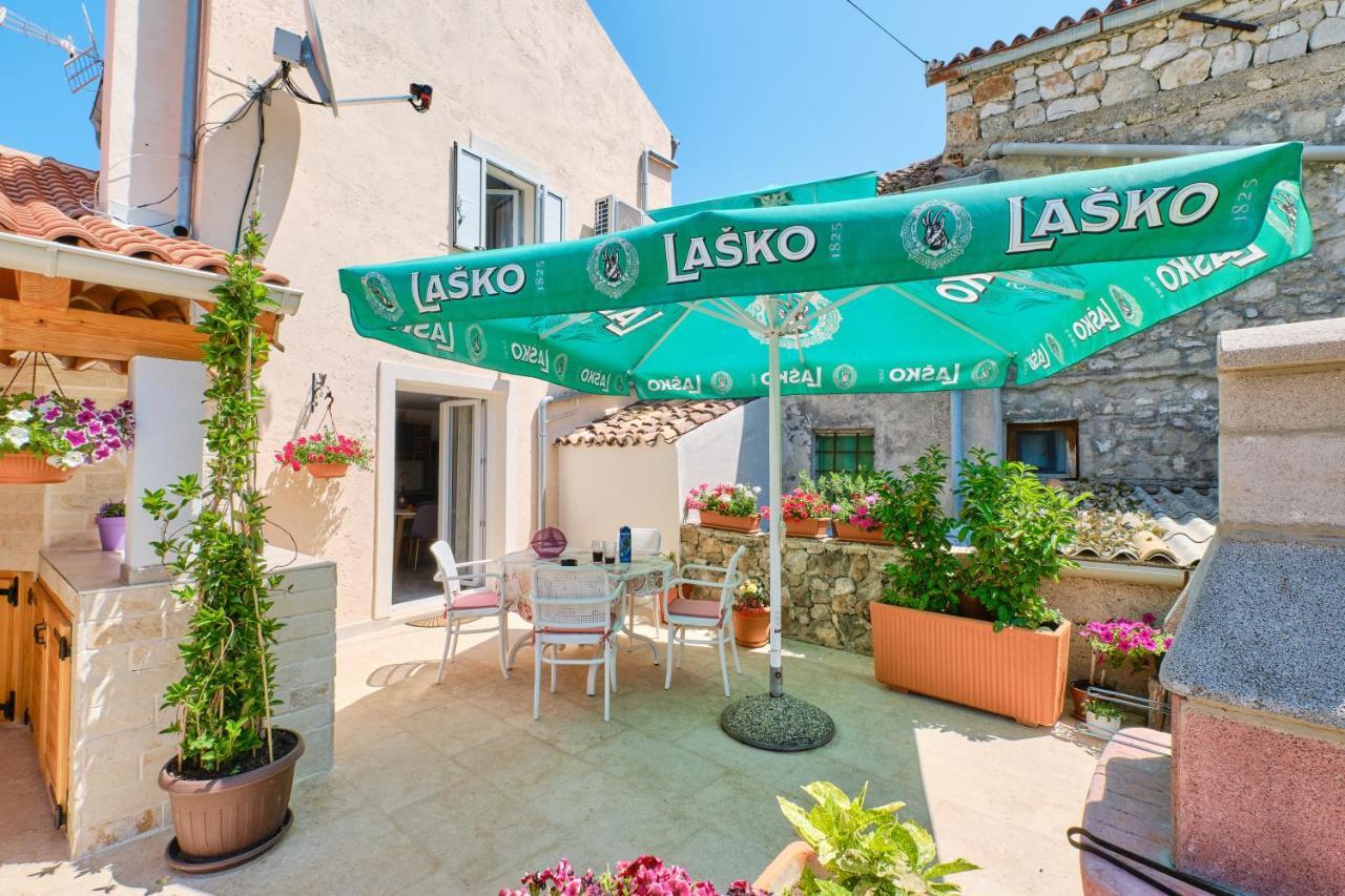 Apartment Kaleta Sveti Jakov ภายนอก รูปภาพ