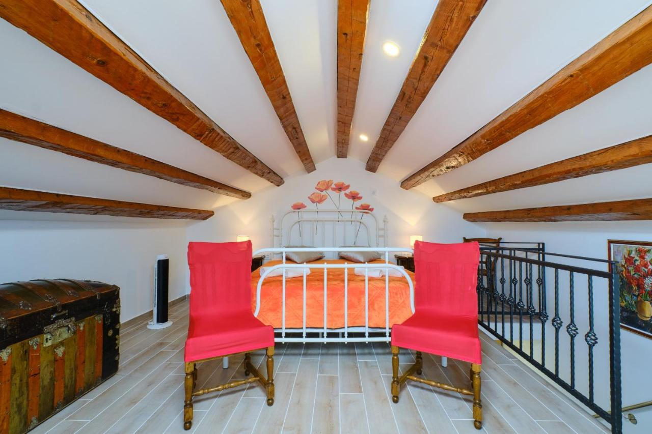 Apartment Kaleta Sveti Jakov ภายนอก รูปภาพ
